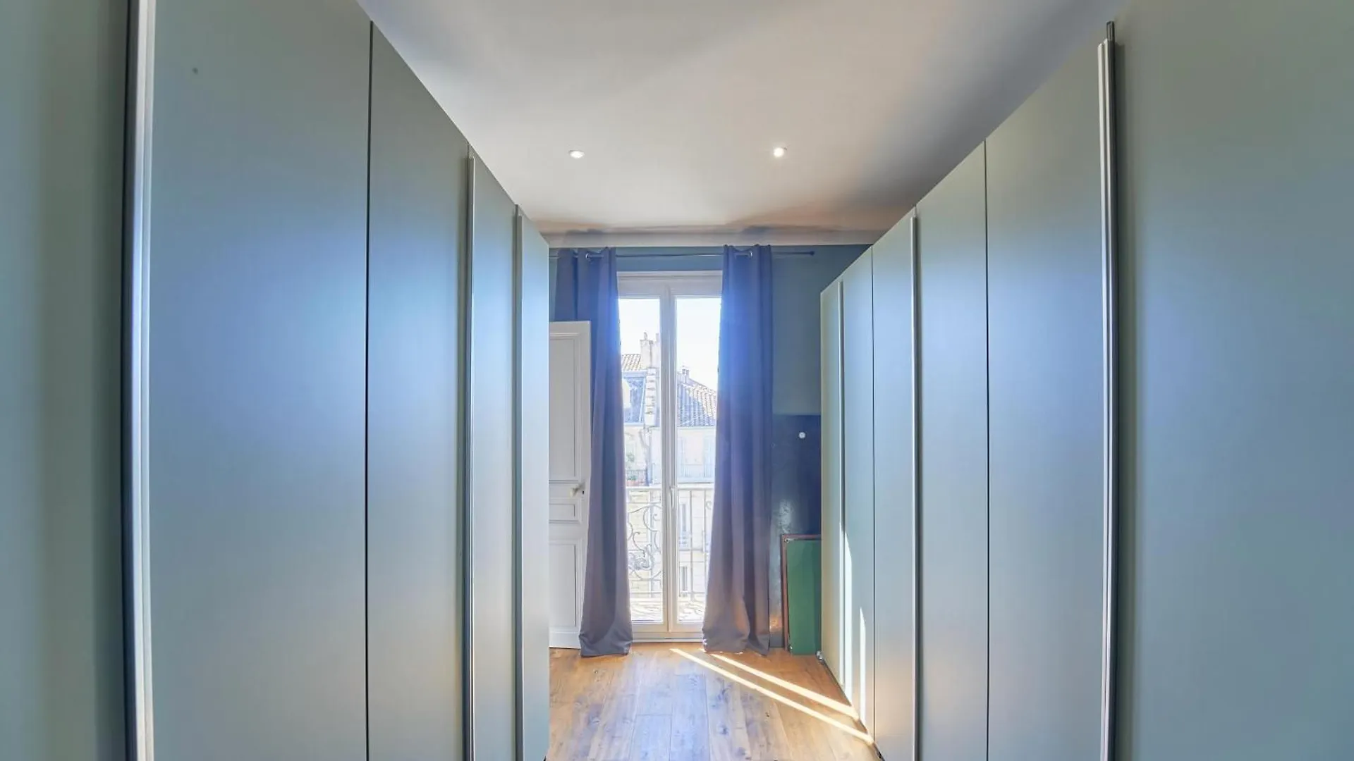 Le Liberte - Charme & Standing Haussmannien Avec Vue Port Apartment Toulon France